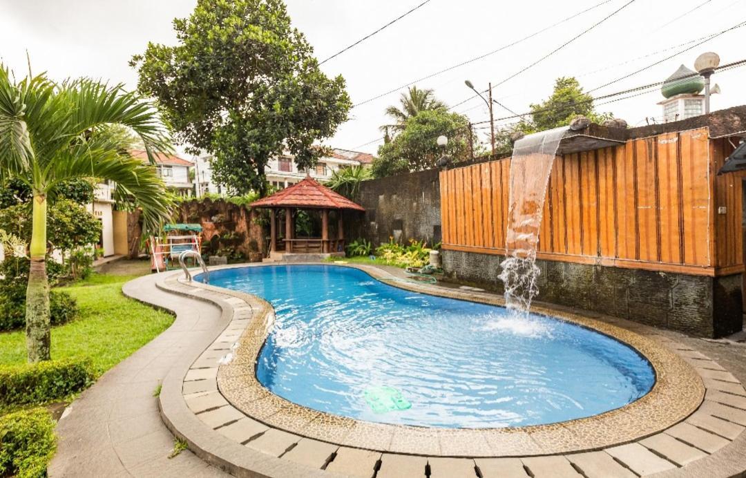 Villa Anjung Balak Cisarua Esterno foto